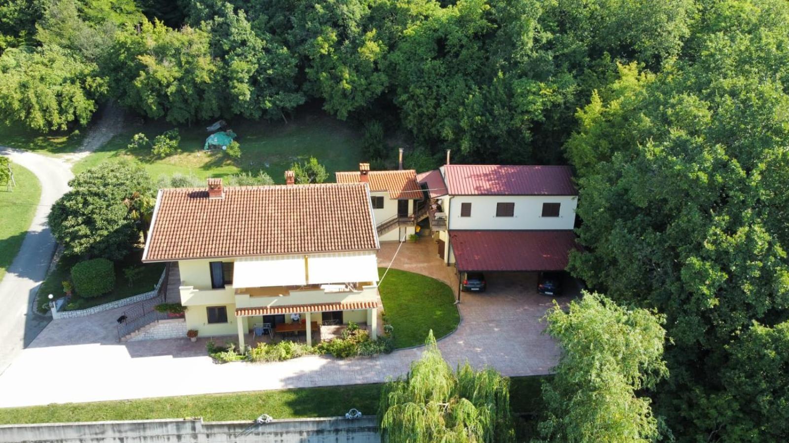 Koraca * Roč